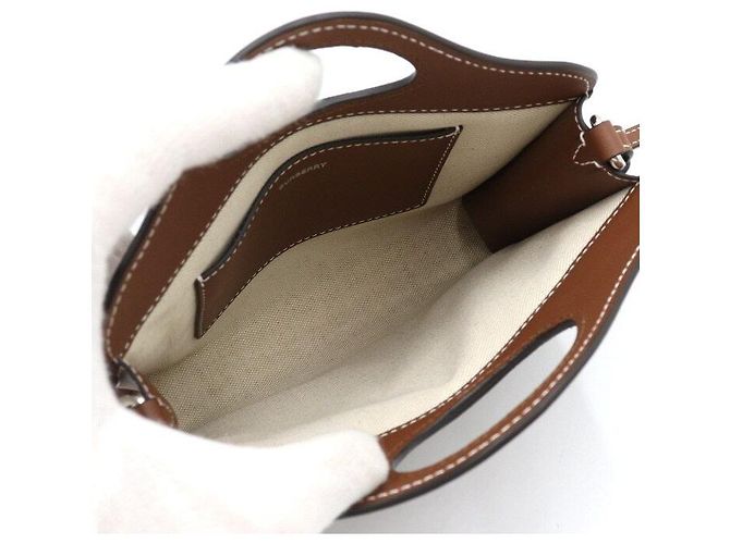 Burberry Borsa Tote Micro e Borsa a Tracolla e Spalla in Pelle e Tela Nera - vista 5