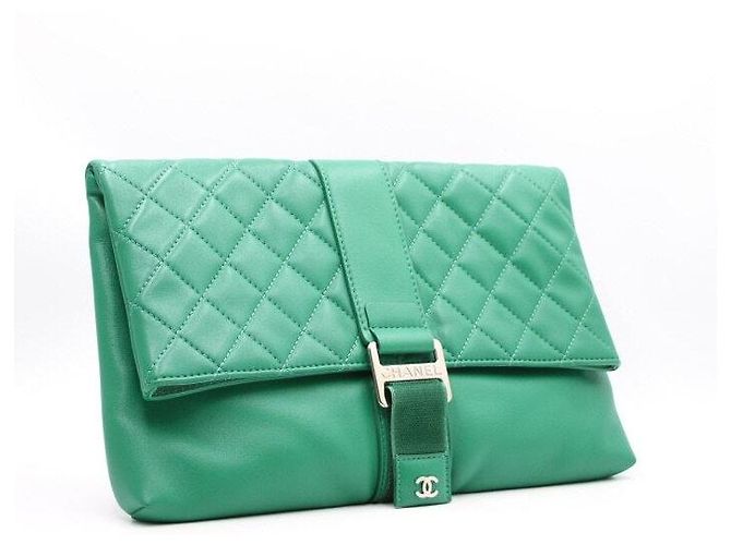 Chanel Clutch Foldover Green Grip - vista 3