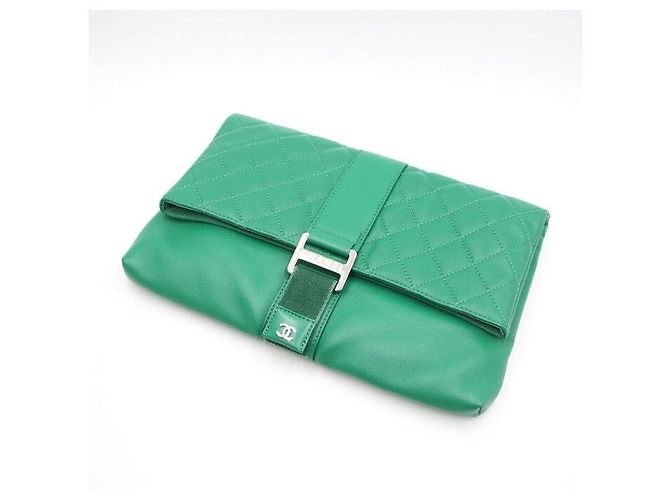 Chanel Clutch Foldover Green Grip - vista 6