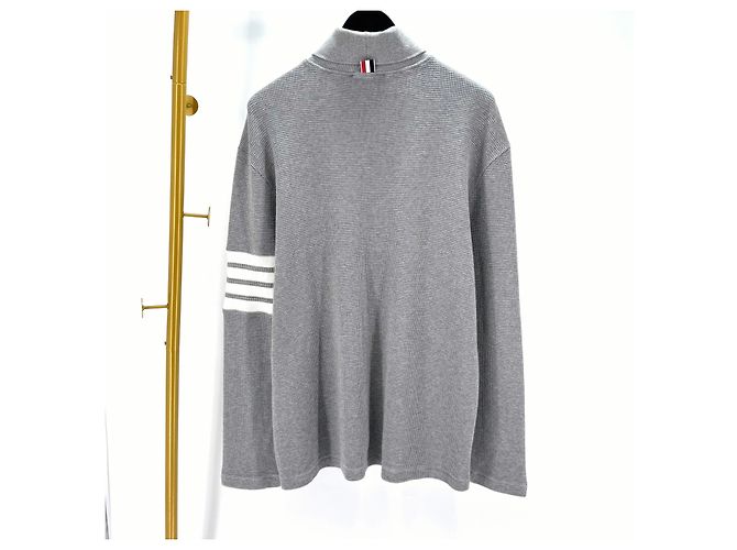 Thom Browne Rollkragenpullover aus Waffelstrick in Grau mit diagonalen Streifen Braun - Ansicht 4
