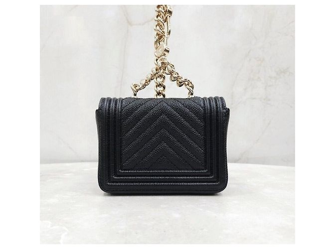 Chanel Mini borsa a cintura New Boy in vitello chevron nero - vista 3