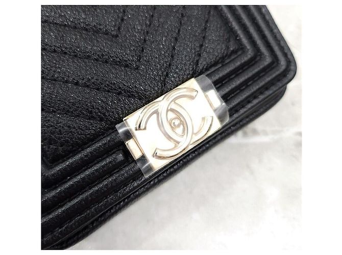 Chanel Mini borsa a cintura New Boy in vitello chevron nero - vista 5