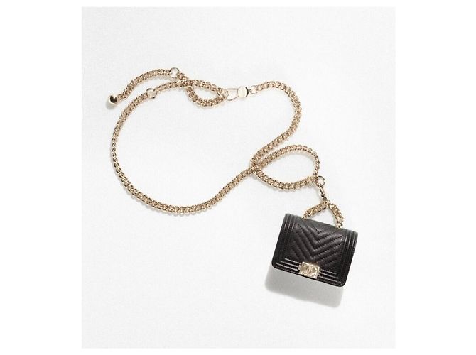 Chanel Mini borsa a cintura New Boy in vitello chevron nero - vista 9