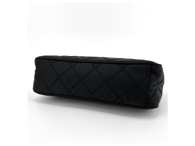 Prada Borsa a tracolla in Re-Nylon trapuntata con logo triangolare Multicolore - vista 7