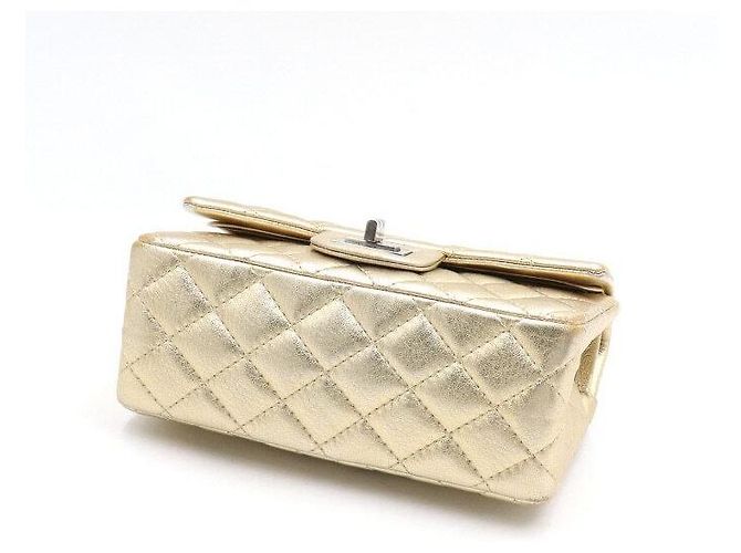 Chanel Vintage Mini Schultertasche aus Kalbsleder Golden - Ansicht 7