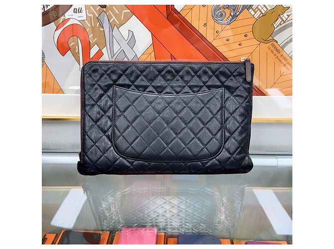 Chanel Clutch Caviar Edición Limitada Large Black Negro - vista 3