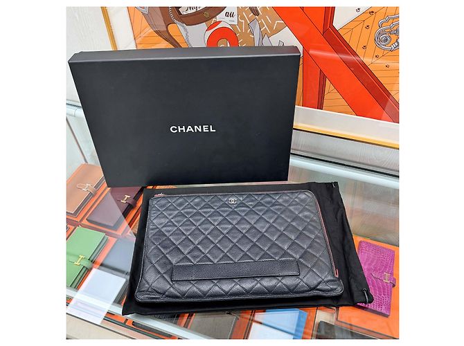Chanel Clutch Caviar Edición Limitada Large Black Negro - vista 8