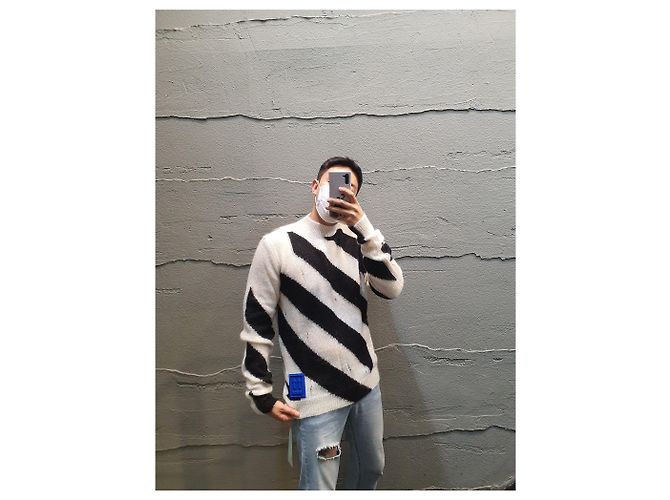 Off White Pull en maille mohair pour hommes Argenté - vue 4