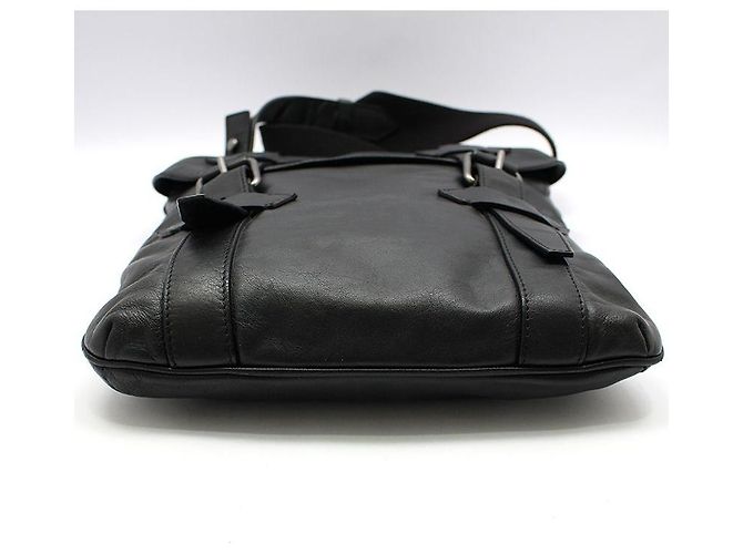 Givenchy Borsa Biker in pelle di vitello nera a spalla e crossbody Nero - vista 5