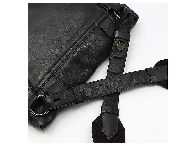 Givenchy Borsa Biker in pelle di vitello nera a spalla e crossbody Nero - vista 8