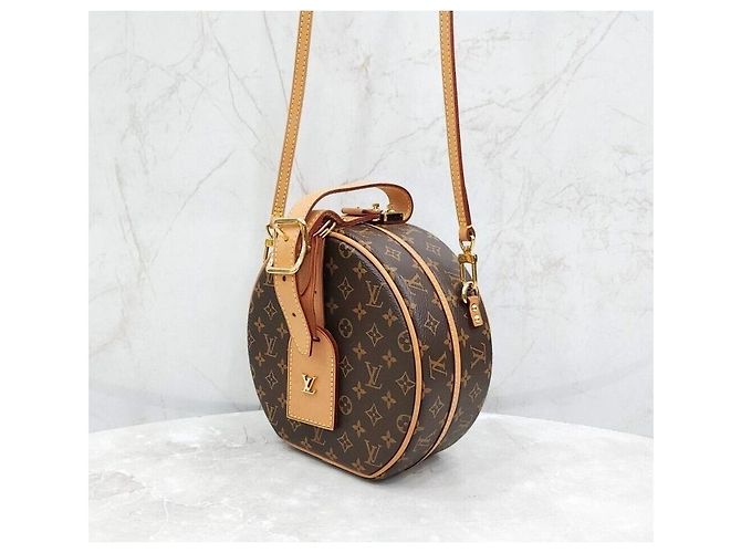 Louis Vuitton Borsa Crossbody Petite Bouat Chapeau Monogram Multicolore - vista 2
