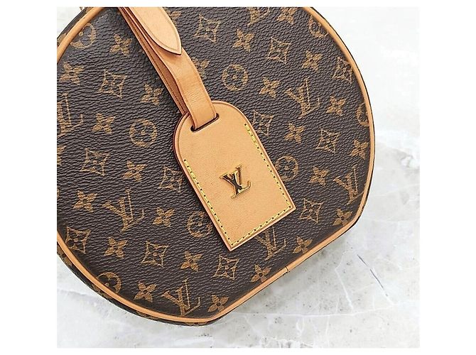Louis Vuitton Borsa Crossbody Petite Bouat Chapeau Monogram Multicolore - vista 5