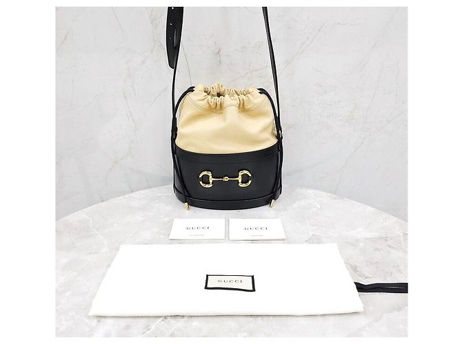 Gucci Borsa a secchiello in pelle nera Horsebit - vista 8