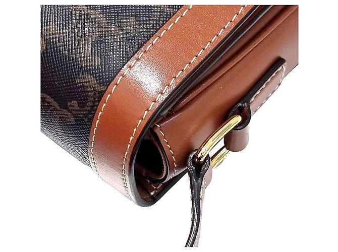 16 Céline Bolso Celine Triumph Medium Castaño - vista 4