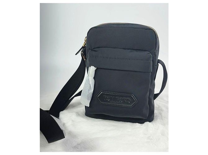 Tom Ford Borsa a tracolla messenger in nylon riciclato Nero Autentica - vista 4