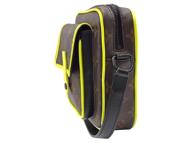 Louis Vuitton Borsa a tracolla Christopher Wearable Multicolore - vista 2