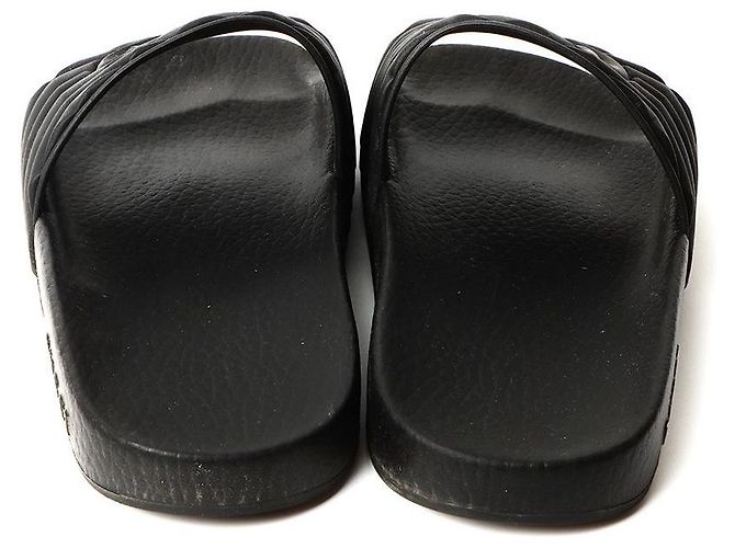 Gucci Taglia delle pantofole GG Marmont Nero - vista 5
