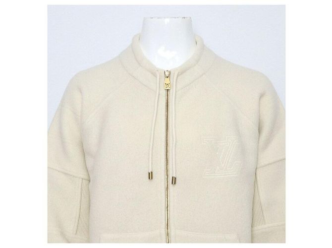 Louis Vuitton Quilted Textured Wool Men's Jacket Season White - view 2