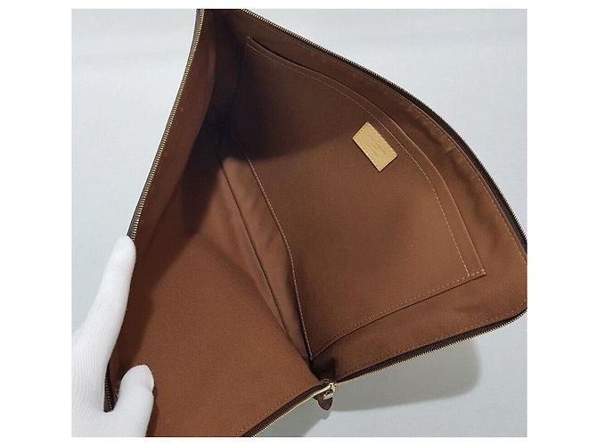 Louis Vuitton Monogram Etoile Voyage MM Nero - vista 8