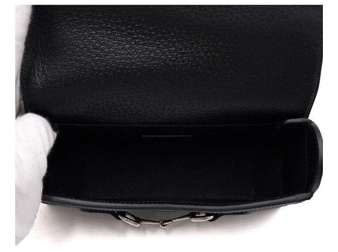 Horsebit 1955 Gucci Mini borsa a tracolla Horsebit in tela GG nera Nero - vista 6
