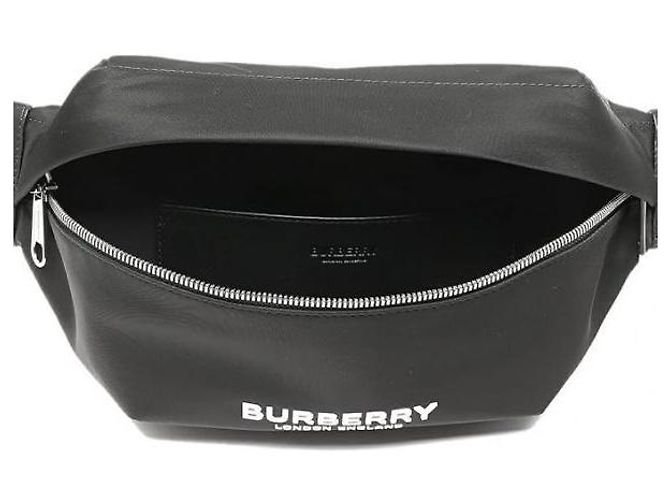 Burberry Bolsa de cintura Sonny em nylon com estampado de logótipo Preto - vista 4