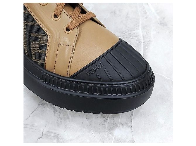 Fendi Domino Flache Stiefel aus FF-Jacquard Mehrfarben - Ansicht 7