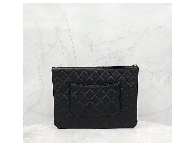 Chanel Clutch Medium Nera con Dettagli Oro No. Nero - vista 3