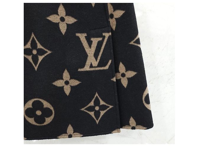 Louis Vuitton Falda Monograma Edición Limitada Negro - vista 4