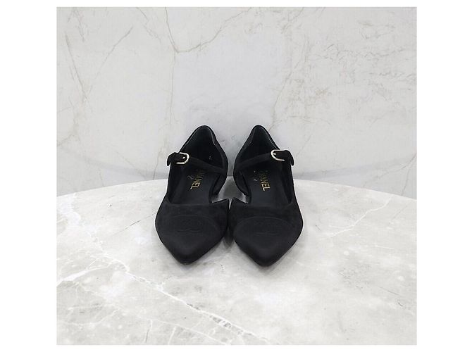 Chanel Scarpe basse Mary Jane in camoscio nero - vista 2
