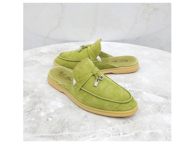 Loro Piana Mules Babouche Chams in Suede D'oro - vista 3