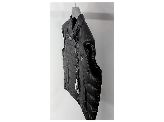 Prada Men's Triangle Logo Goose Down Padding Vest Authentic Black - view 4