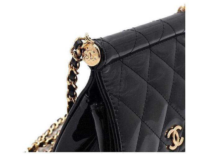 Chanel Mini Borsa a Spalla con Patta e Catena in Vernice Nero - vista 8