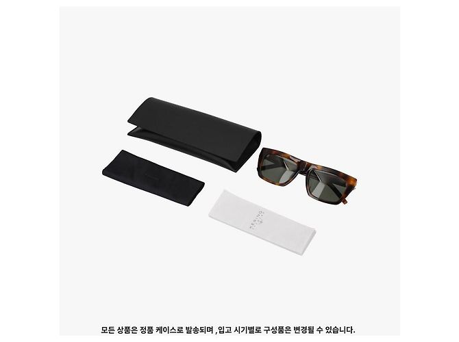 Saint Laurent Occhiali da sole Cassandra Monogram Square Flat Top - vista 9
