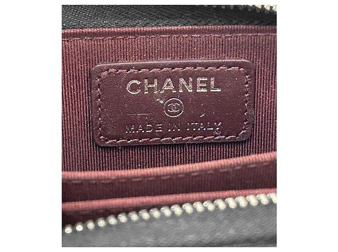 Chanel Zip-Kartenetui aus schwarzem Kaviar-Leder - Ansicht 6