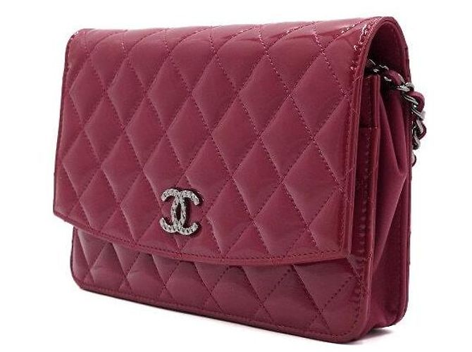 Chanel Borsa a tracolla WOC Wallet on Chain in vernice rosa con catena logo tono argento - vista 2
