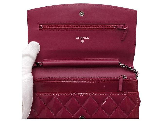 Chanel Borsa a tracolla WOC Wallet on Chain in vernice rosa con catena logo tono argento - vista 6