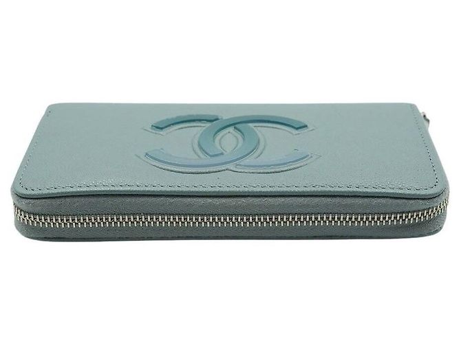 Chanel Portafoglio Medium in Caviar Verde - vista 5