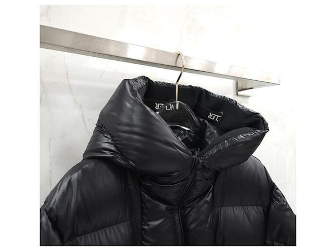 Moncler Goose Down Padding Jumper Black - view 3
