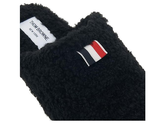 Thom Browne Pantofole in shearling da uomo con etichetta logo Nero - vista 8