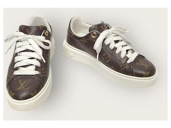 Louis Vuitton Sneakers Timeout in canvas Monogram Marrone - vista 4