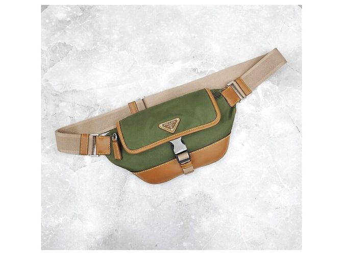 Prada Borsello a cintura in Re-Nylon - vista 7
