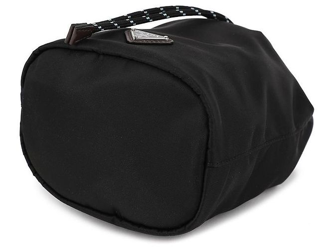 Prada Pochette en nylon recyclé à cordon de serrage Noir - vue 6