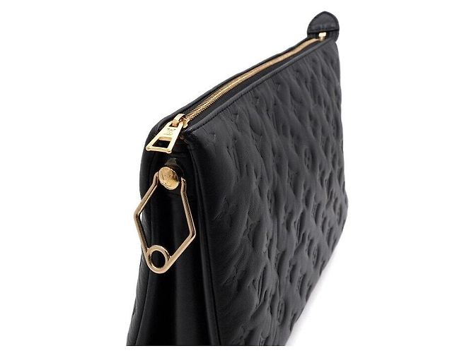 Louis Vuitton Borsa a tracolla e crossbody Coussin MM Black Chain Nero - vista 10