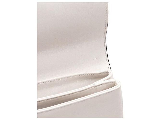 Prada Borsa a tracolla e crossbody in vitello Saffiano morbido bianco con logo argento e catena - vista 7
