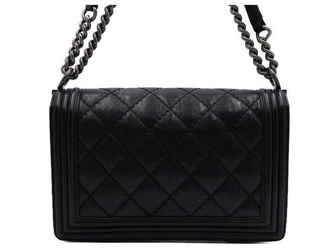 Chanel Bolsa de ombro e transversal com aba e corrente prateada Preto - vista 4