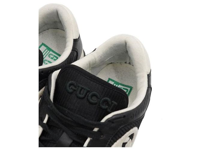 Gucci Herren-Sneaker aus schwarzem Leder mit Interlocking-Design - Ansicht 7