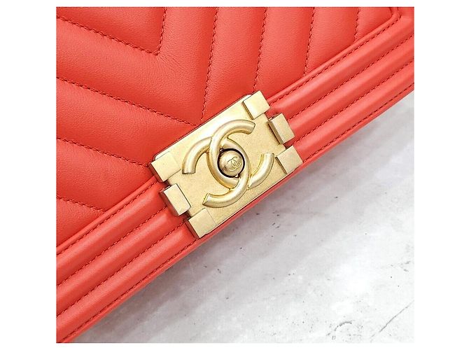 Chanel Borsa Boy Flap Chevron Medium Gold Series Rosso - vista 4