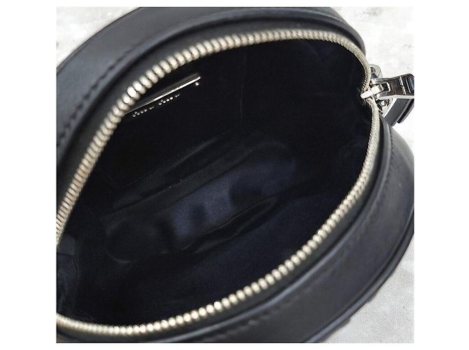 Miu Miu Borsa a tracolla multi Round Matelassé Logo Strap Nero - vista 7