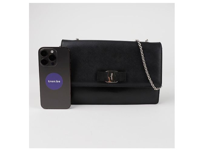 Salvatore Ferragamo Borsa a tracolla e spalla con catena Nero - vista 10