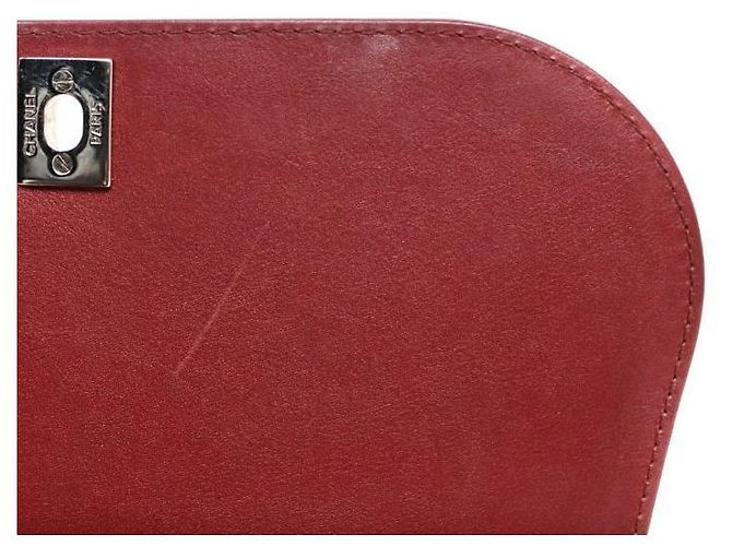 Chanel Borsa a tracolla in pelle bordeaux con patta e catena - vista 10